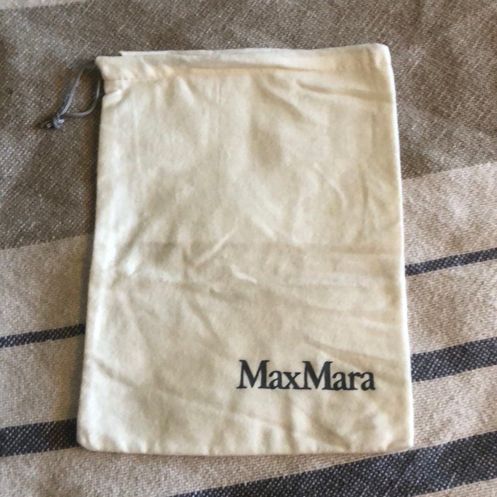 Maxmara Medium Drawstring Dust Bag / Authentic / … - image 1